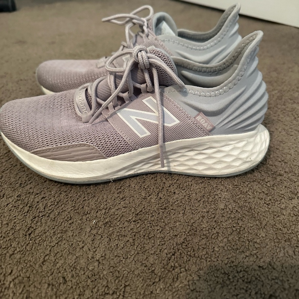 New Balance Tennis Shoes
